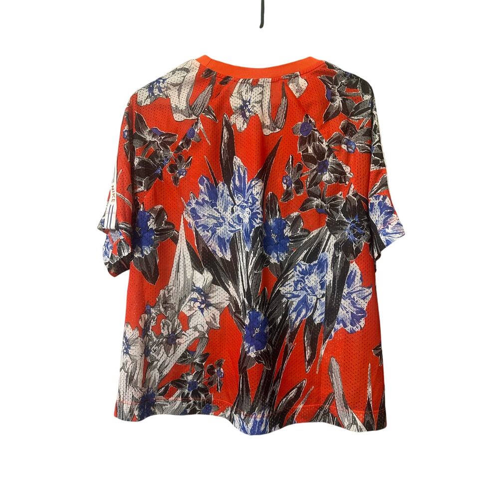 Nike Sportswear Floral Mesh Top Women’s Plus Size 1X Orange Blue Graphic Short - Picture 2 of 8